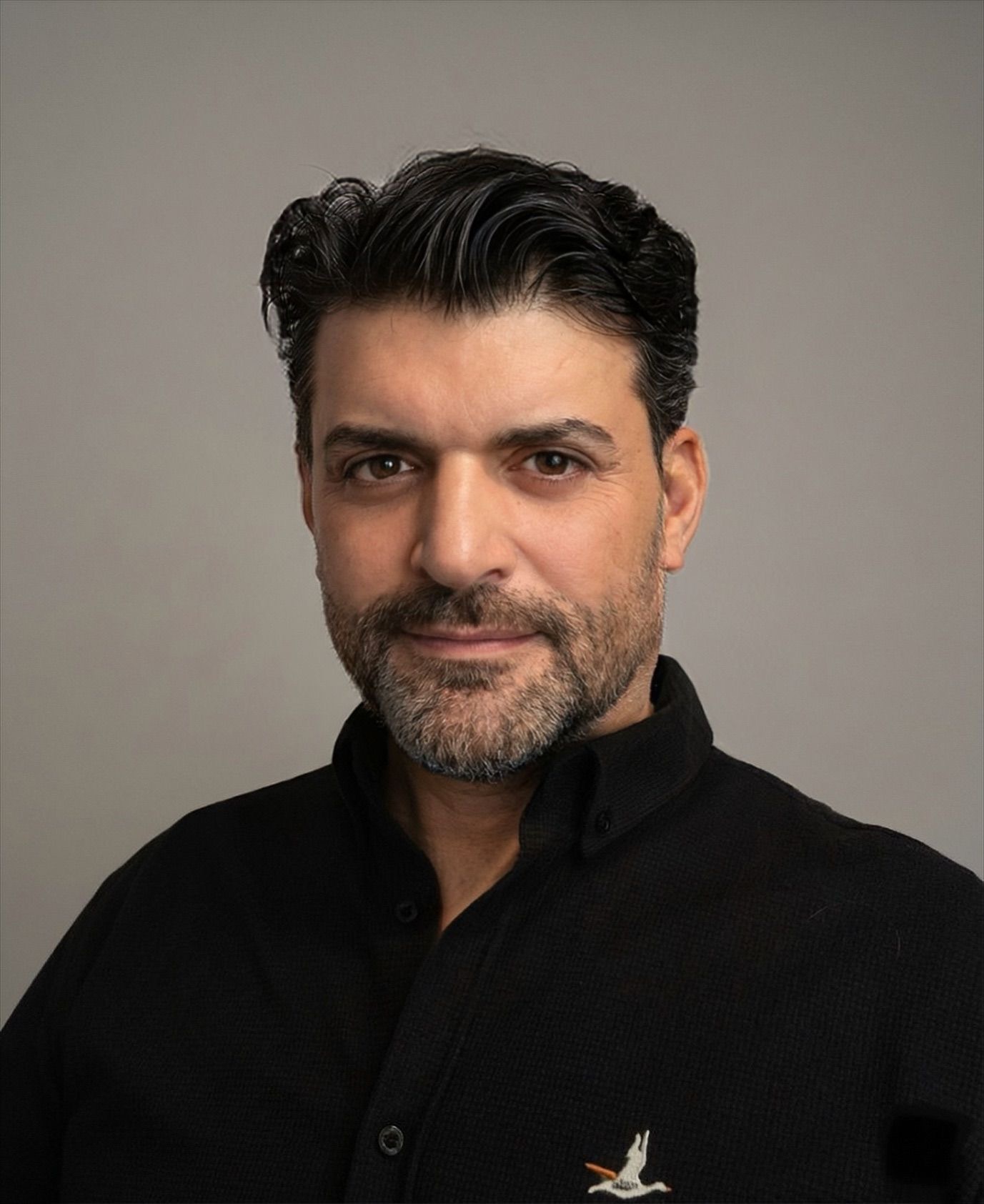 Yazar Aykan Deniz portresi